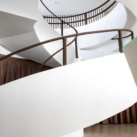 White Hotel 4*