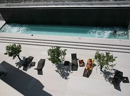 白色酒店 酒店 4*