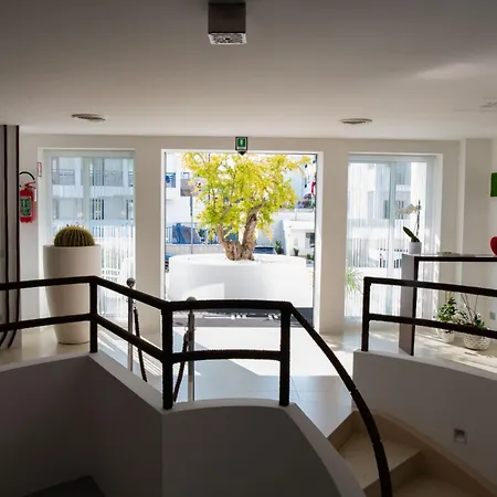 White Hotel 4*